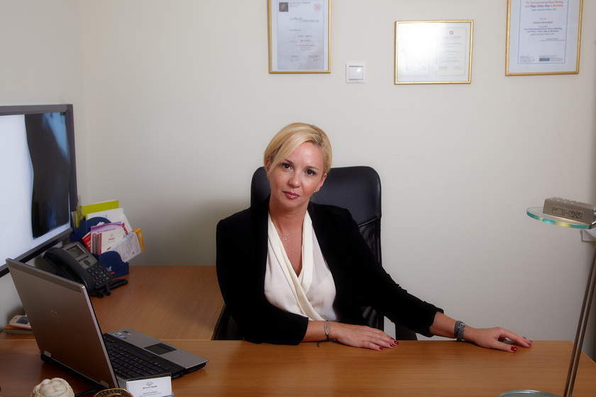 ΙΟΝΕΣΚΟΥ-ΣΤΑΥΡΟΠΟΥΛΟΥ ΣΙΜΟΝΑ Νεφρολόγος